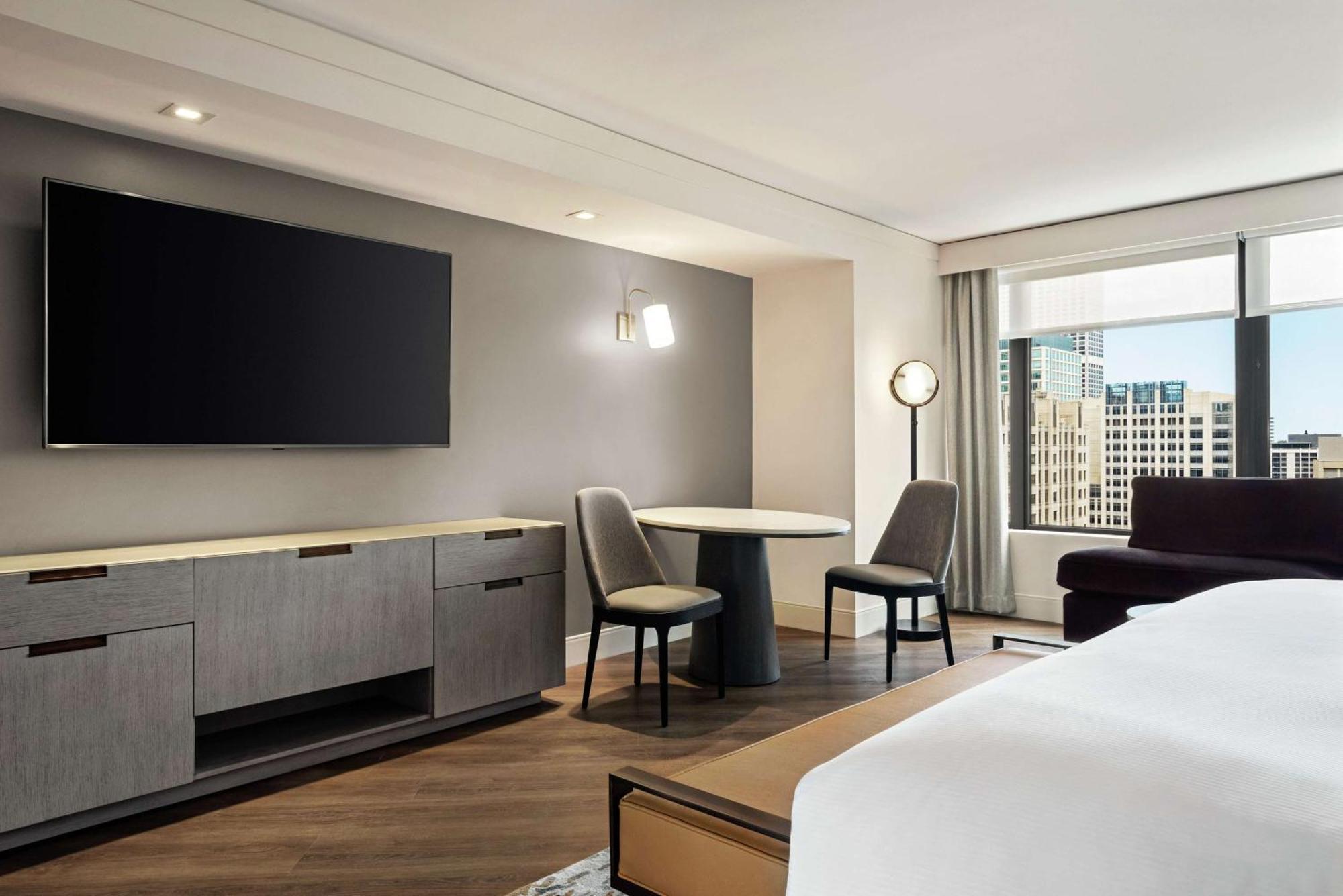 Отель Hilton Grand Vacations Club Chicago Magnificent Mile Экстерьер фото